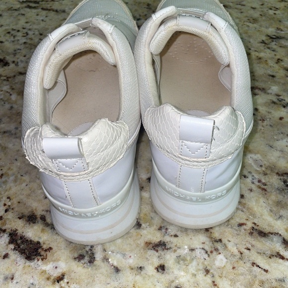 Michael Kors Sneakers - Picture 3 of 7